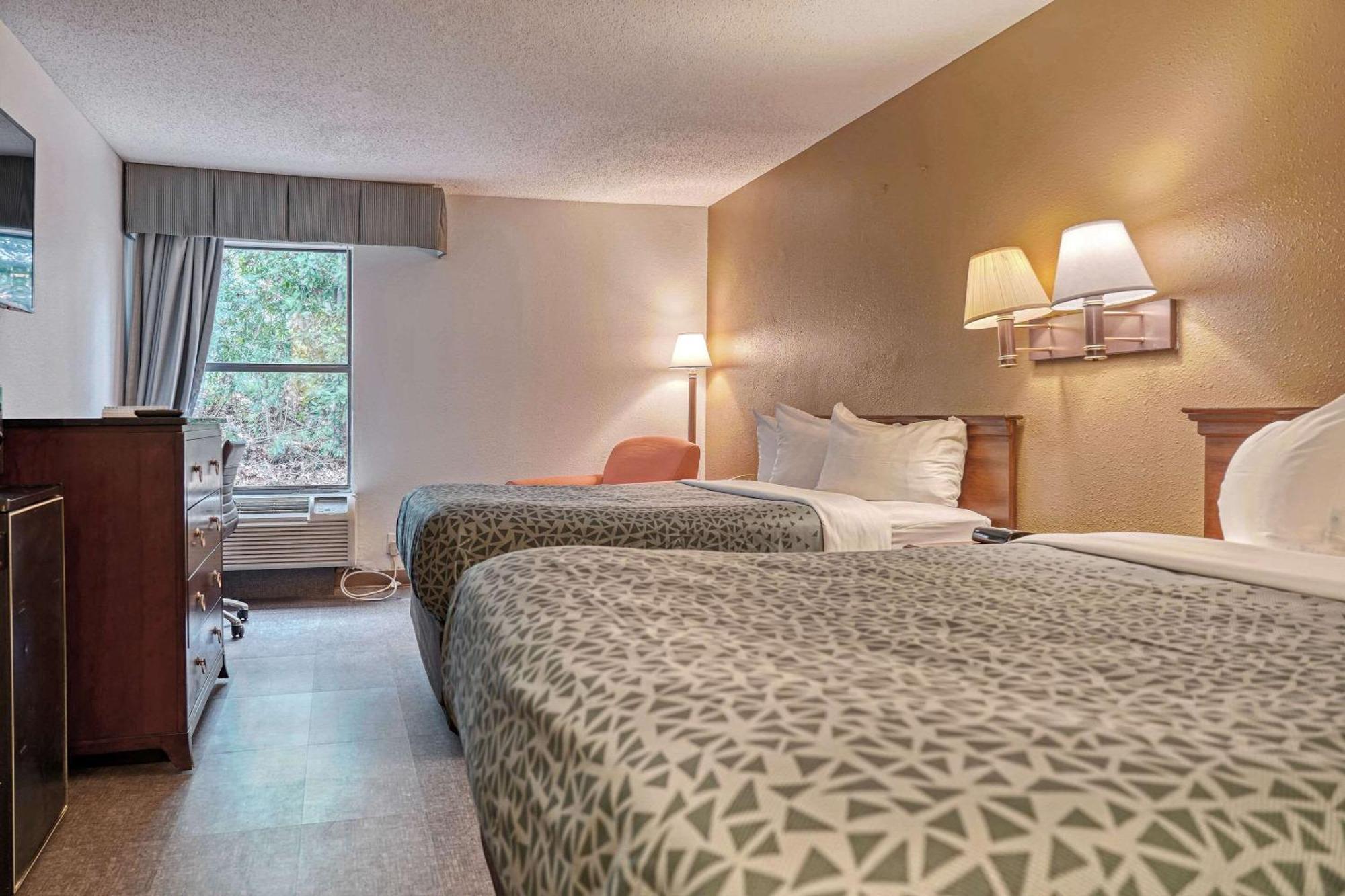 Econo Lodge Raleigh Dış mekan fotoğraf