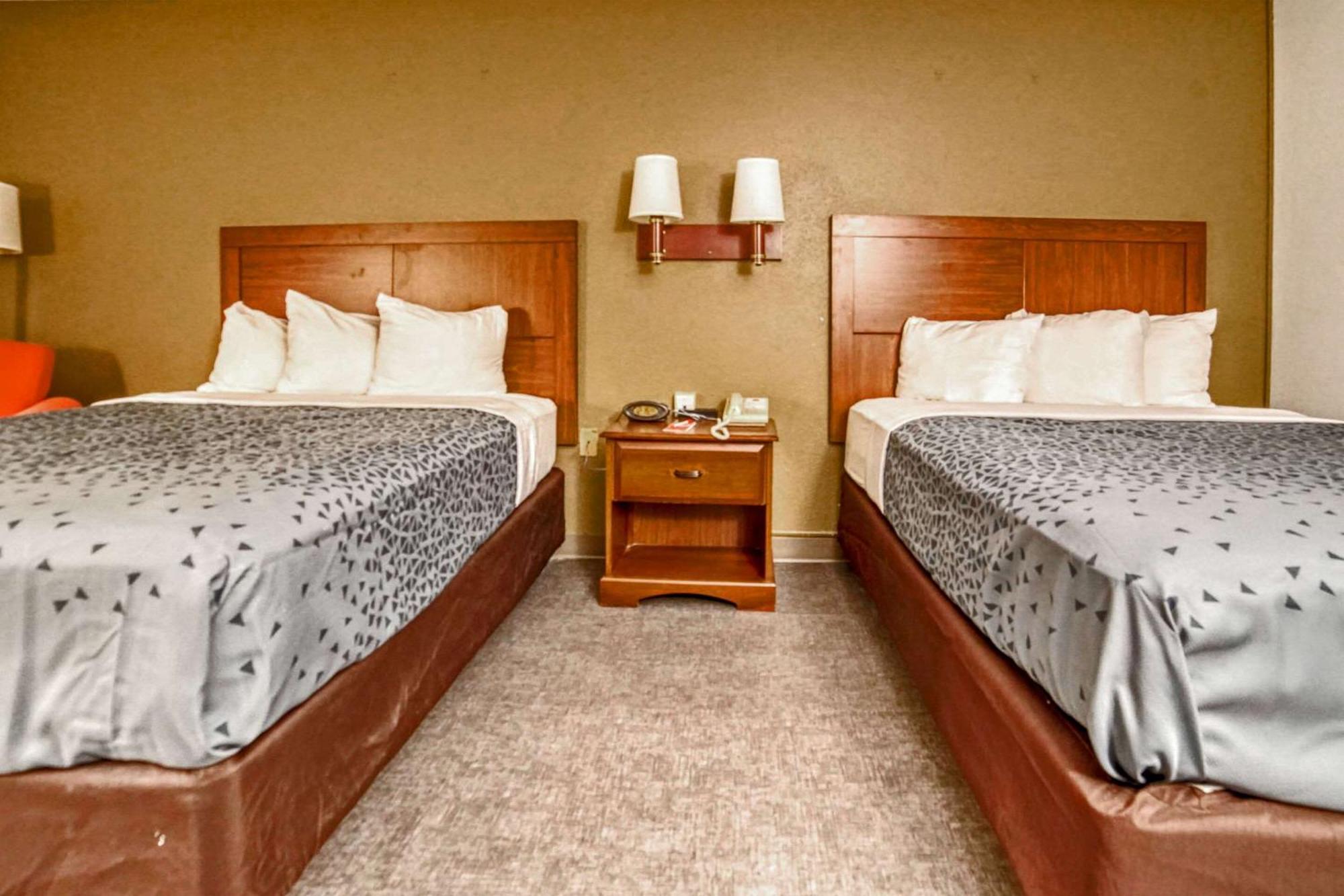 Econo Lodge Raleigh Dış mekan fotoğraf