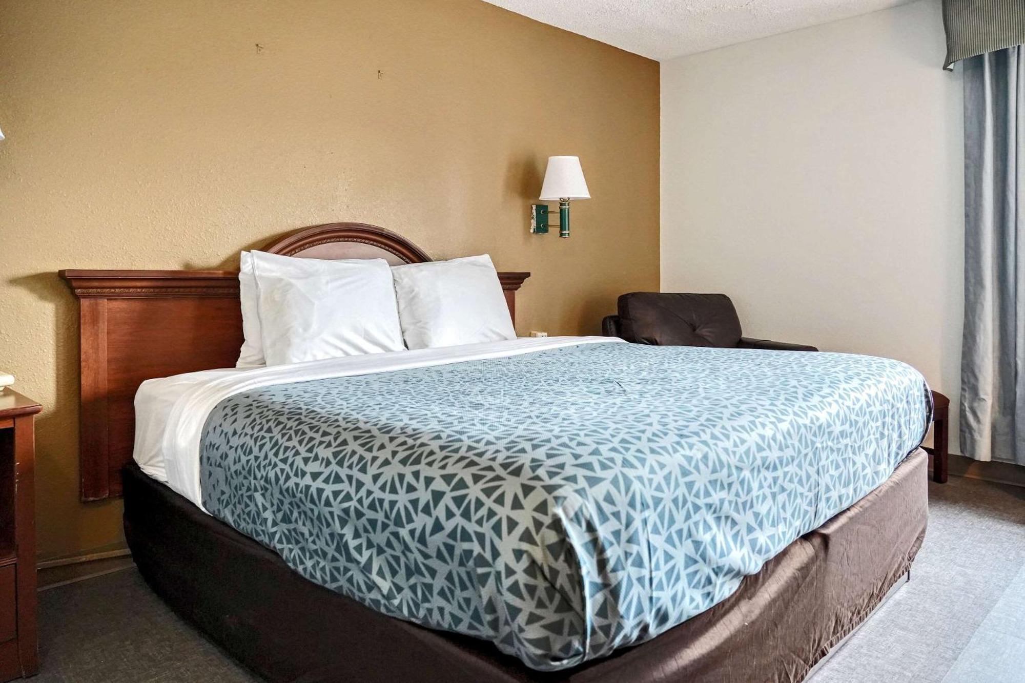 Econo Lodge Raleigh Dış mekan fotoğraf