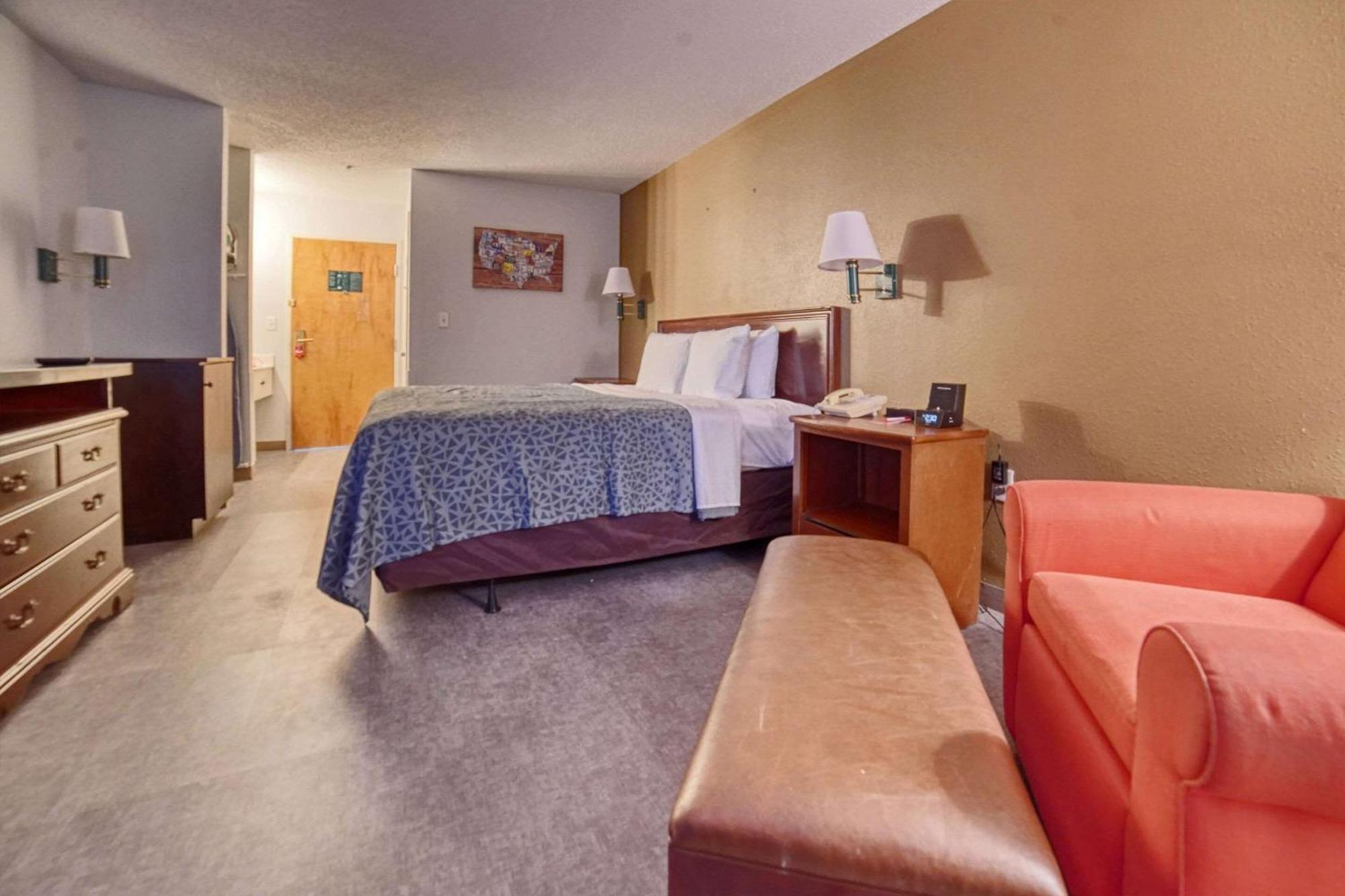 Econo Lodge Raleigh Dış mekan fotoğraf