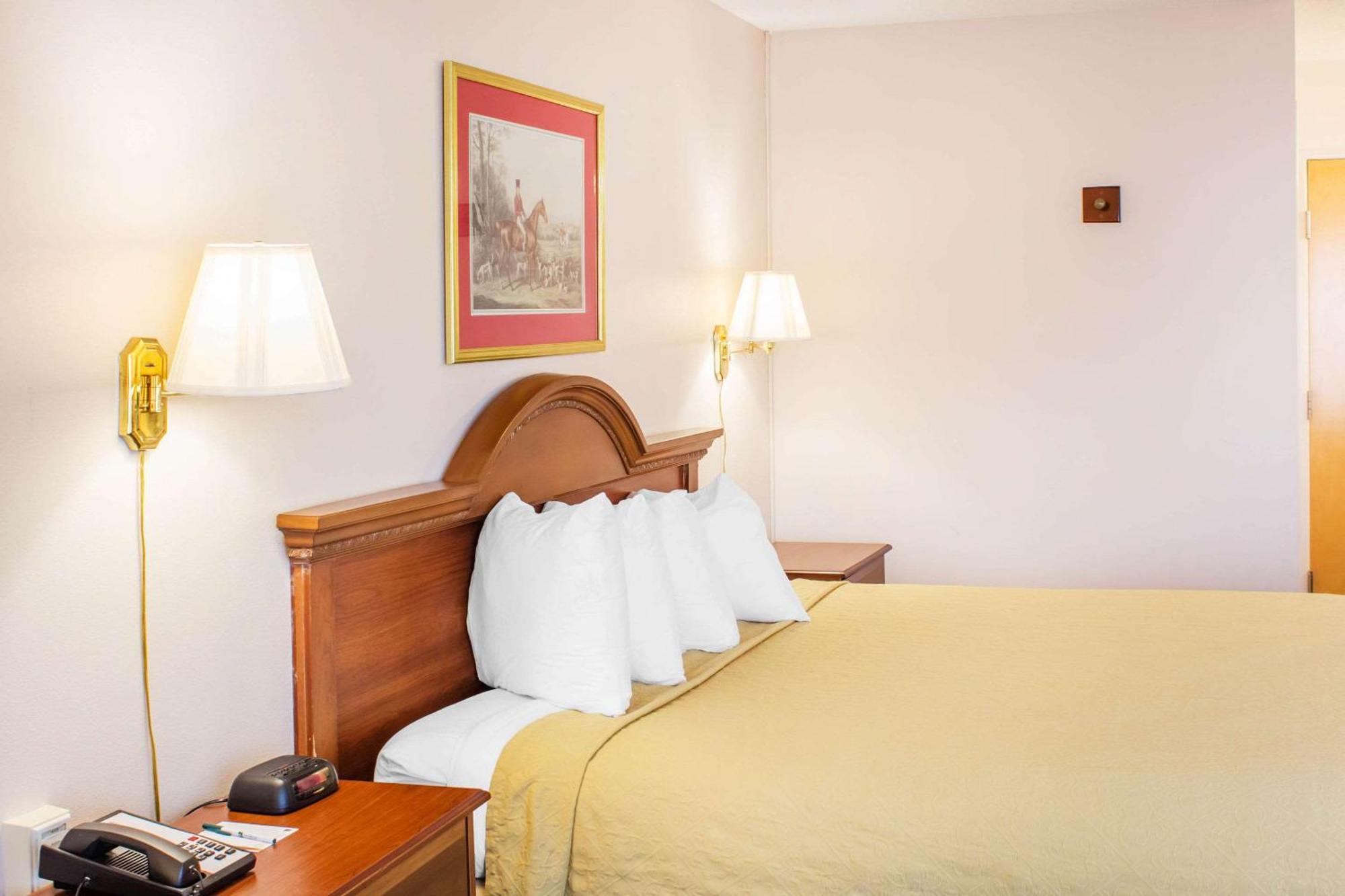Econo Lodge Raleigh Dış mekan fotoğraf